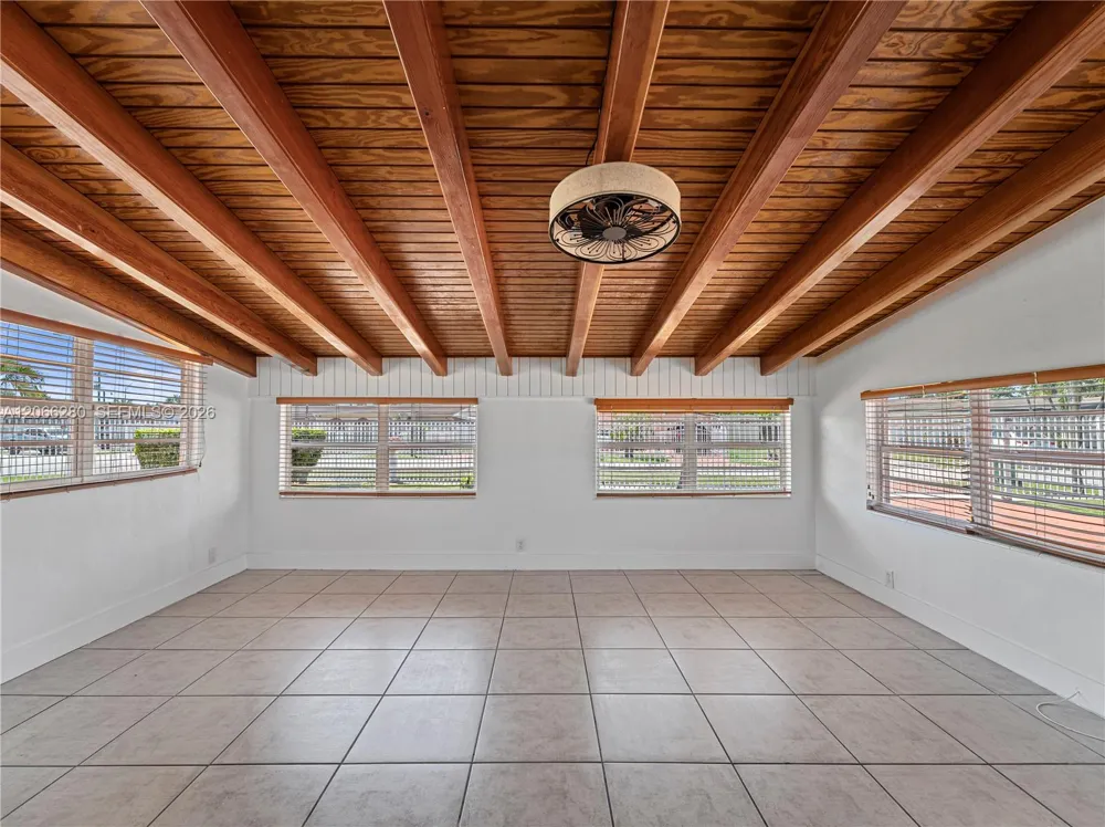 8241 SW 12th Ter Miami, FL 33144