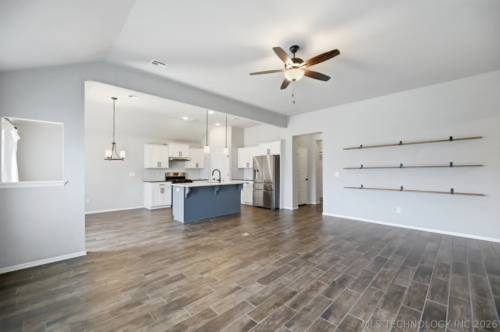 9323 E 132nd Place S Bixby, OK 74008