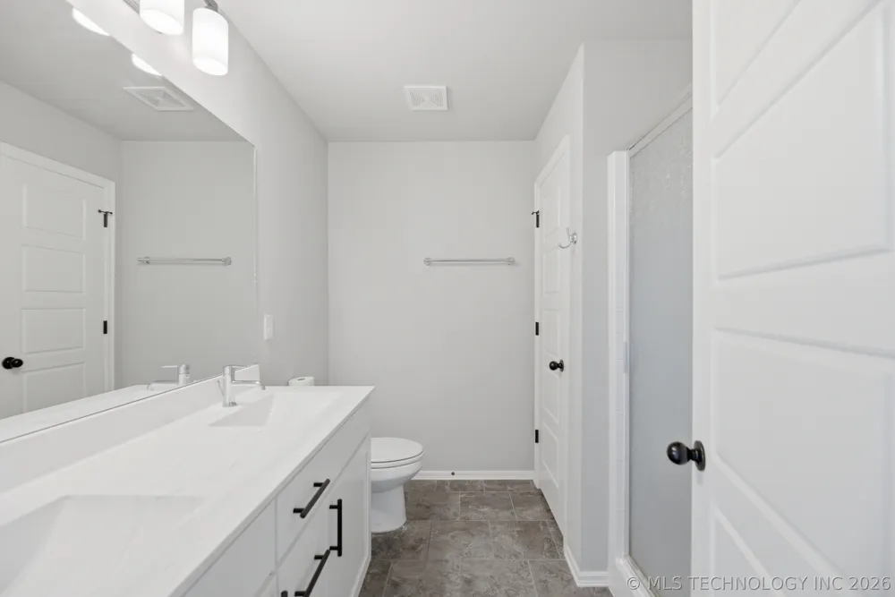 9323 E 132nd Place S Bixby, OK 74008