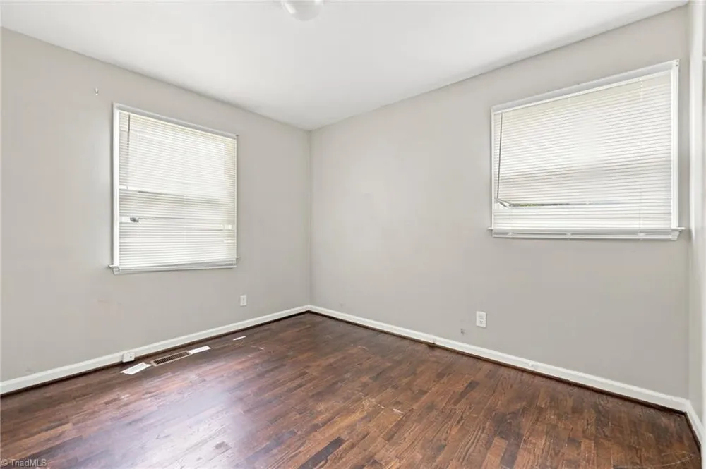 2202 Jolson Court Greensboro, NC 27405