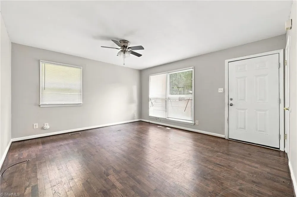 2202 Jolson Court Greensboro, NC 27405