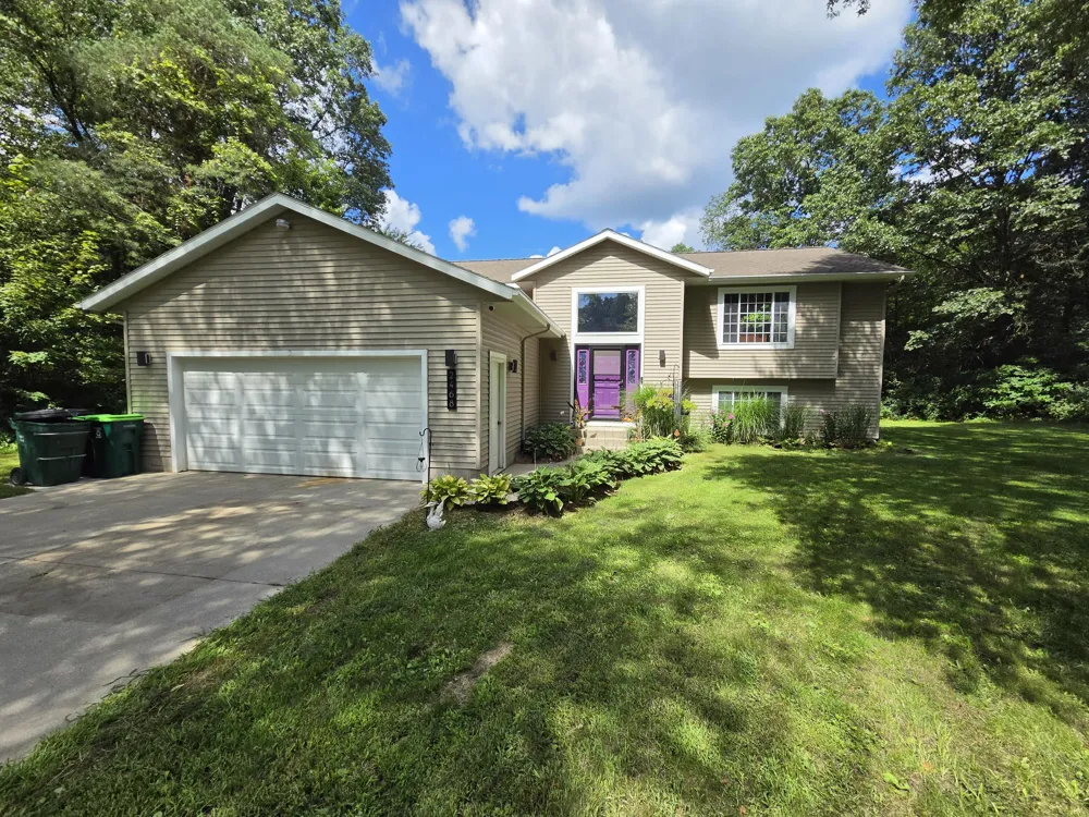 2468 E Michillinda Road Dalton Township, MI 49457