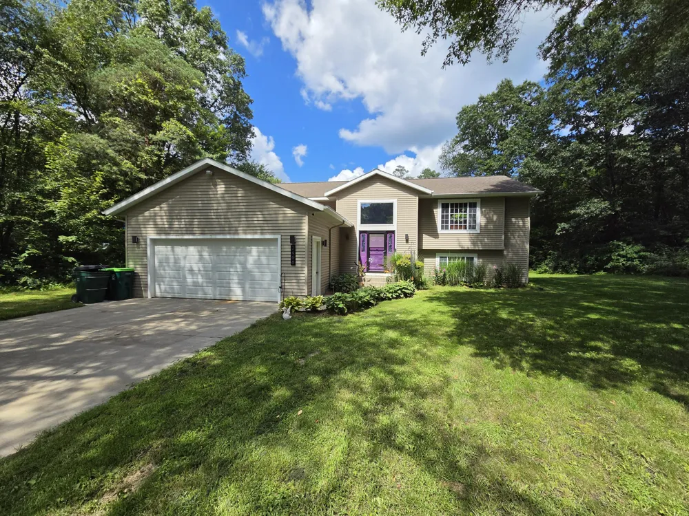 2468 E Michillinda Road Dalton Township, MI 49457