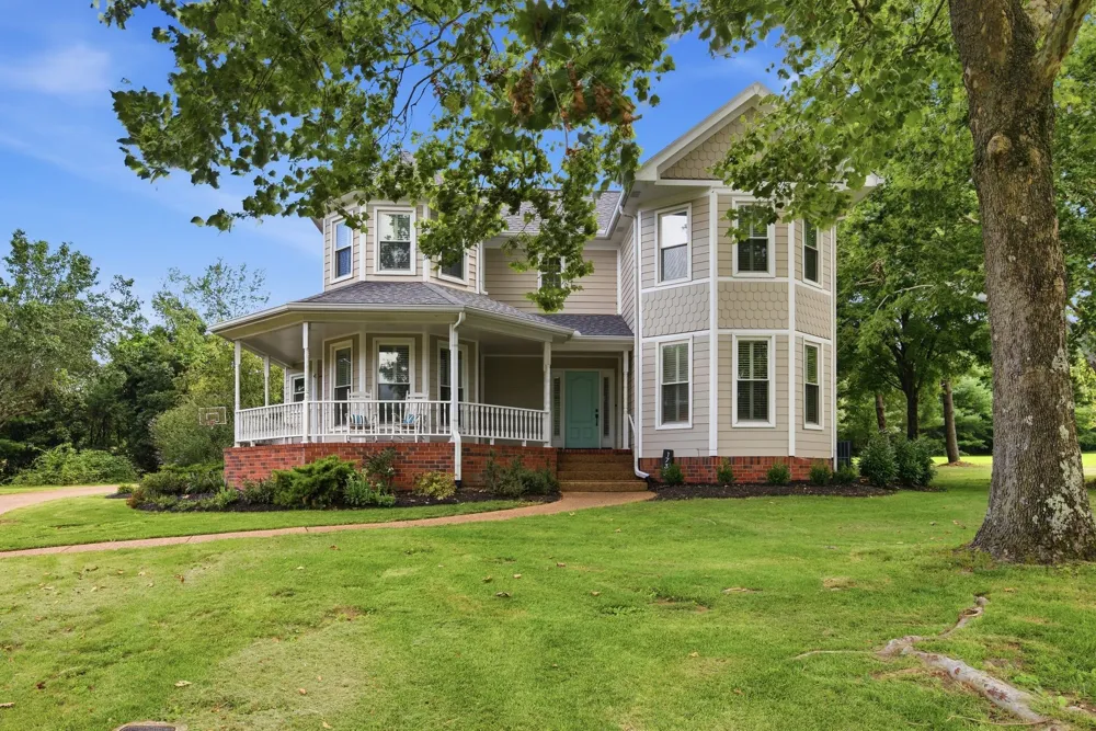 1733 Carriage Ct Brentwood, TN 37027