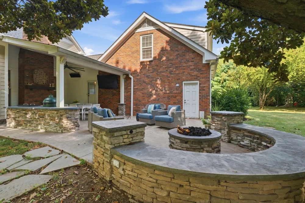 1733 Carriage Ct Brentwood, TN 37027