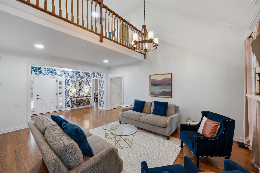 1733 Carriage Ct Brentwood, TN 37027