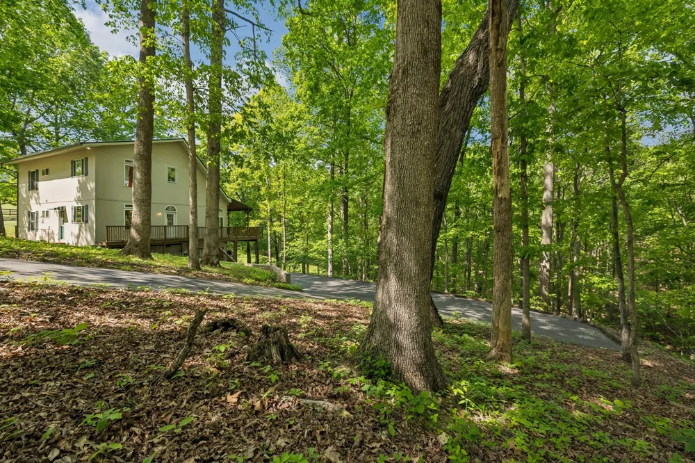 5717 Old 96 Franklin, TN 37064