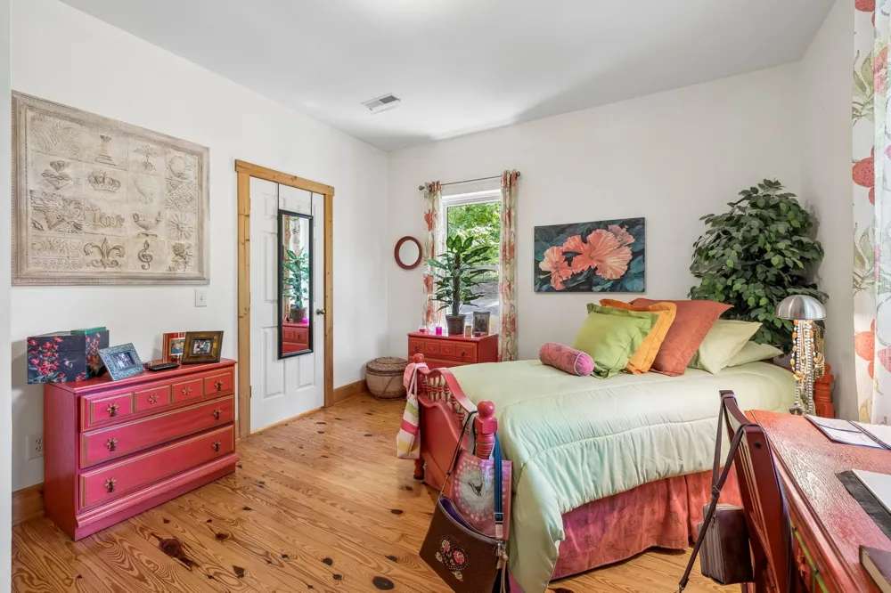 5717 Old 96 Franklin, TN 37064