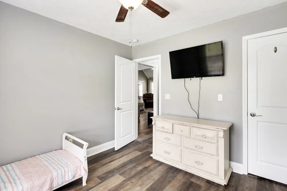 405 Persimmon Ln Lexington, TN 38351