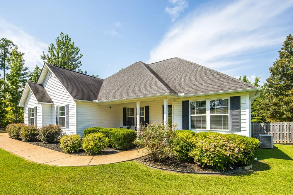 405 Persimmon Ln Lexington, TN 38351