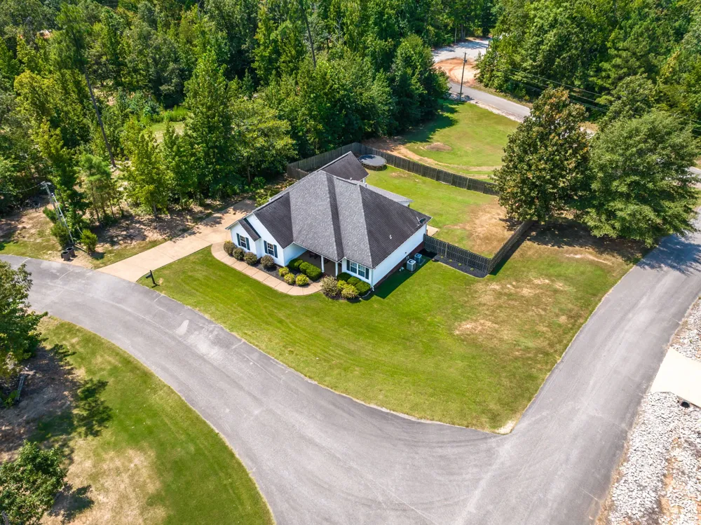 405 Persimmon Ln Lexington, TN 38351