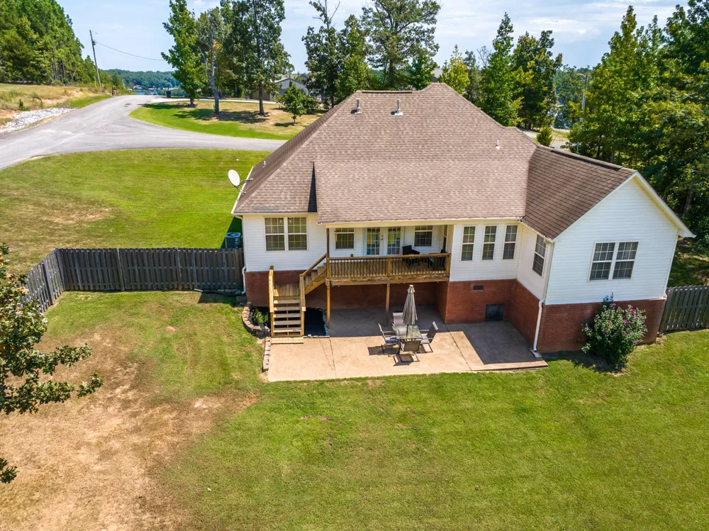 405 Persimmon Ln Lexington, TN 38351