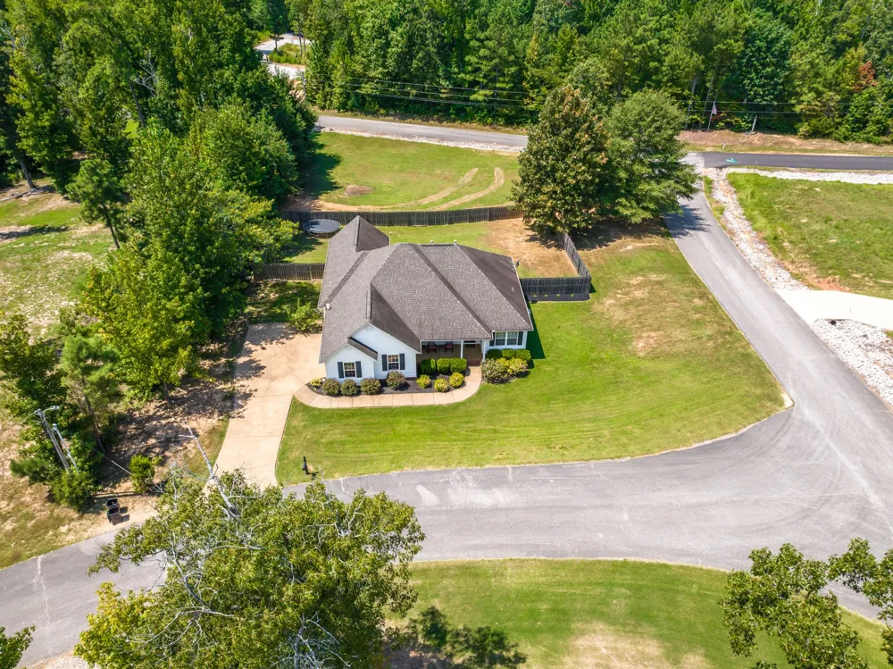 405 Persimmon Ln Lexington, TN 38351