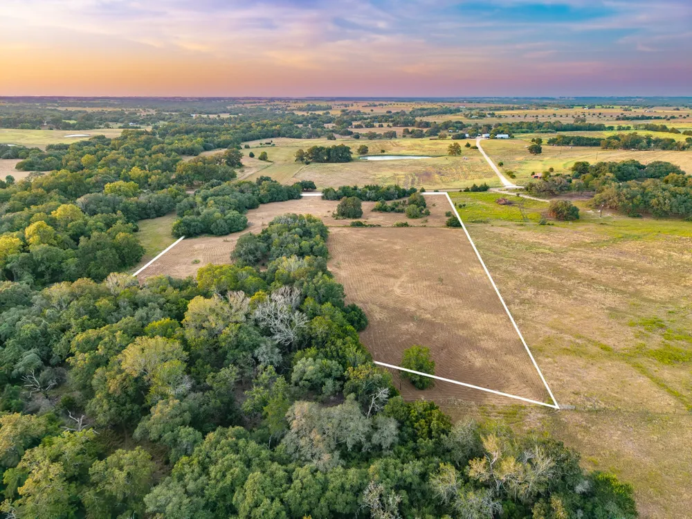 1830 Holub Road Schulenburg, TX 78956