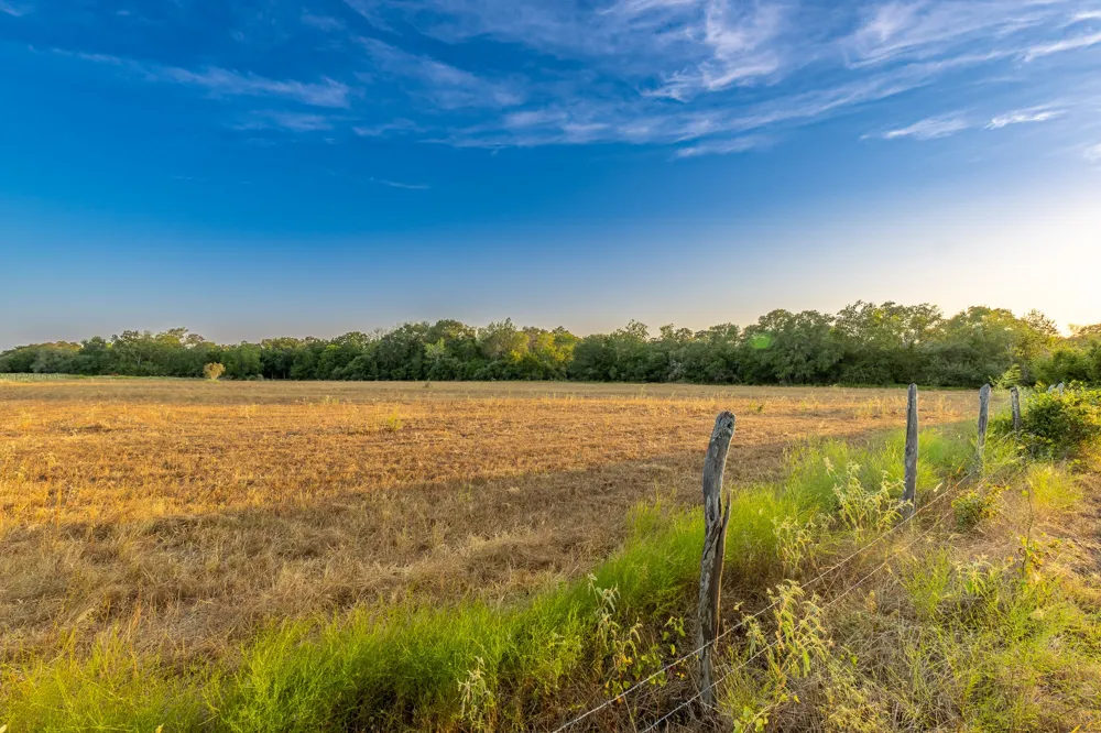 1830 Holub Road Schulenburg, TX 78956