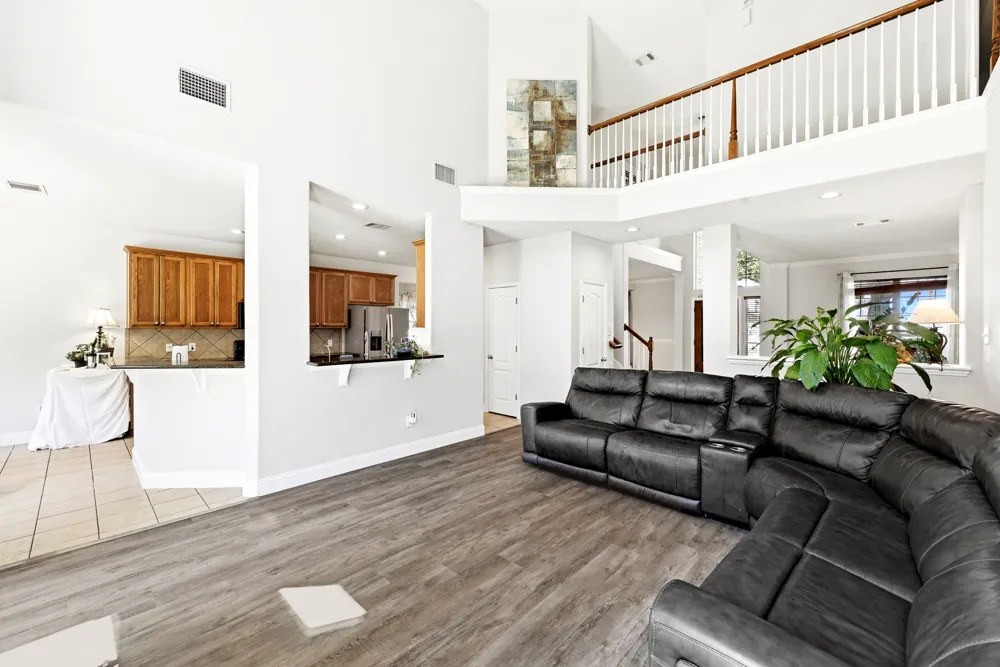 418 S Lynnwood Trail Cedar Park, TX 78613