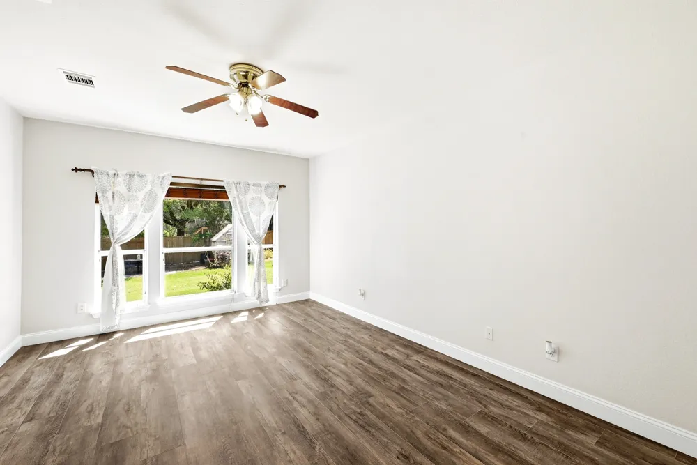 418 S Lynnwood Trail Cedar Park, TX 78613