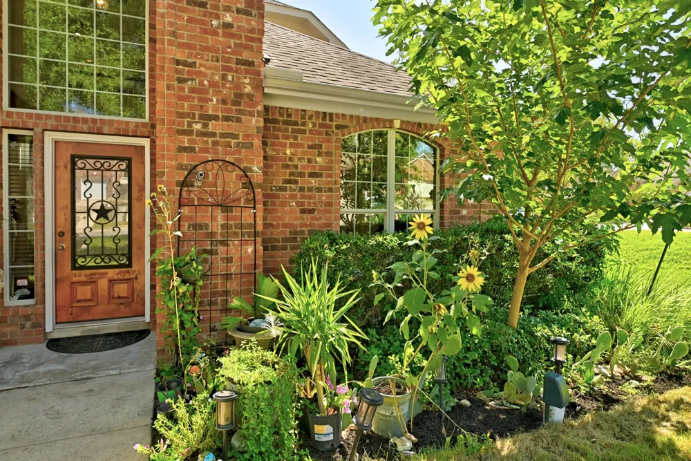 418 S Lynnwood Trail Cedar Park, TX 78613