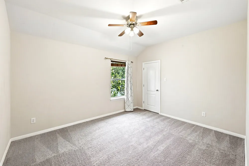 418 S Lynnwood Trail Cedar Park, TX 78613