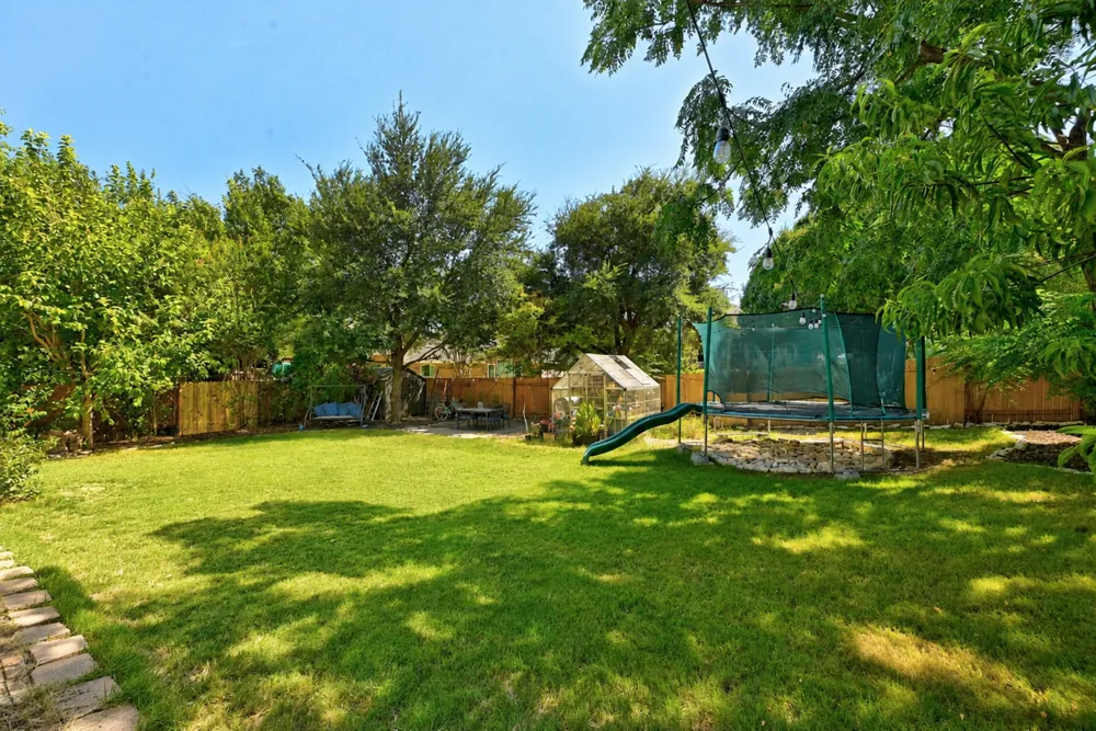 418 S Lynnwood Trail Cedar Park, TX 78613