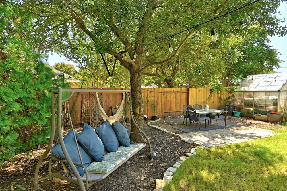 418 S Lynnwood Trail Cedar Park, TX 78613