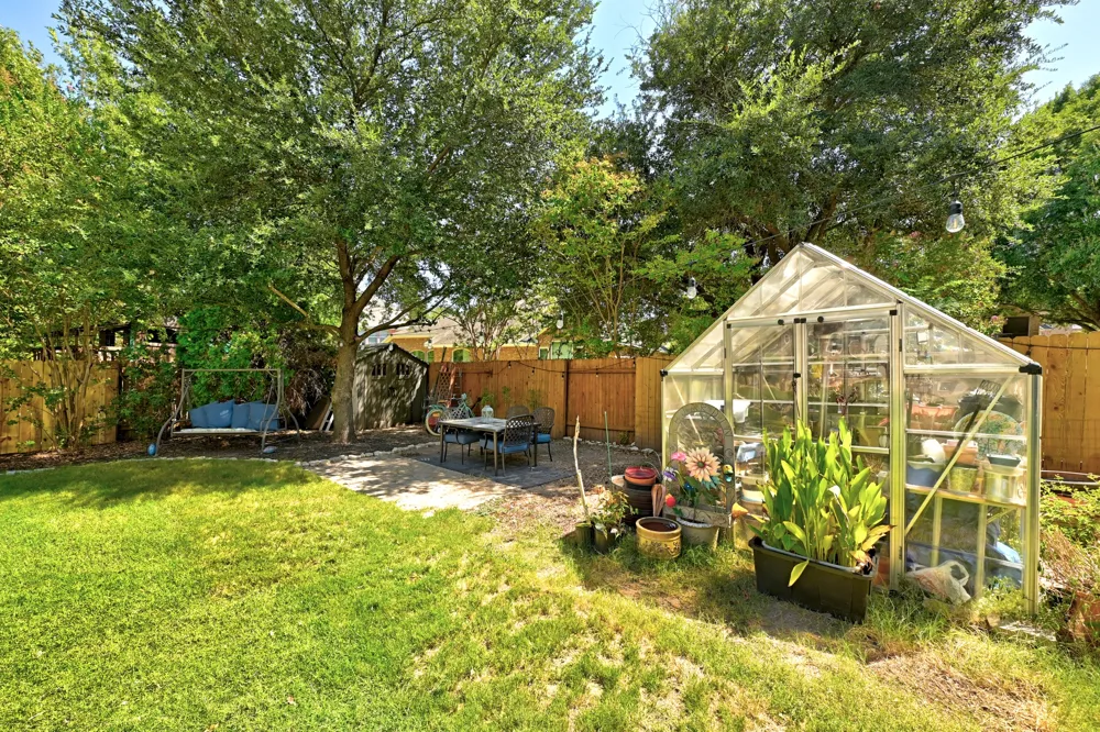418 S Lynnwood Trail Cedar Park, TX 78613