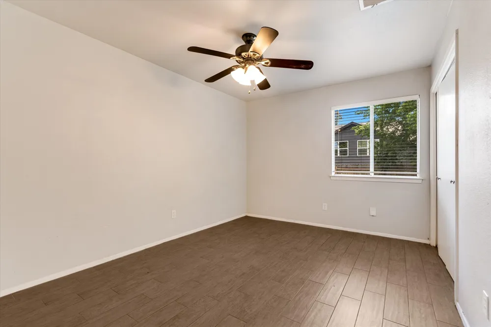 11906 Sunhillow Bend #A Austin, TX 78758
