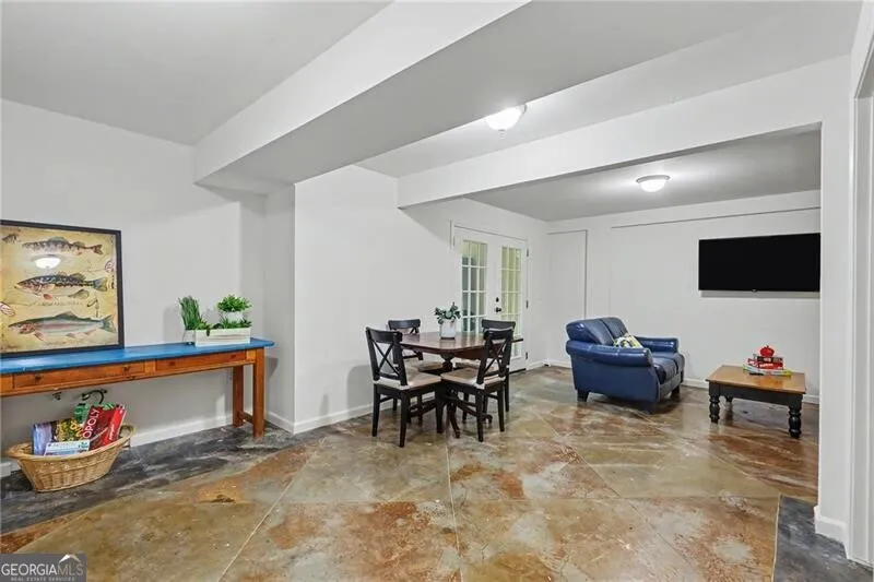 207 Raindance LN Clayton, GA 30525