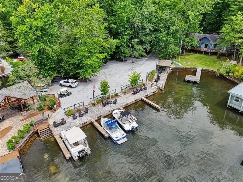 207 Raindance LN Clayton, GA 30525