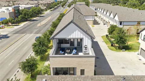 2280 Rook Drive