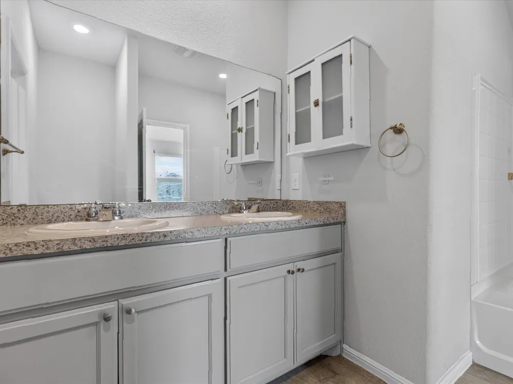 2225 Blythwood Trail Fort Worth, TX 76108
