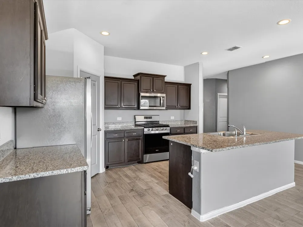 2225 Blythwood Trail Fort Worth, TX 76108