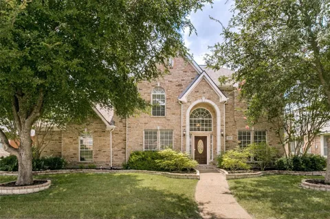 2208 Scenic Drive