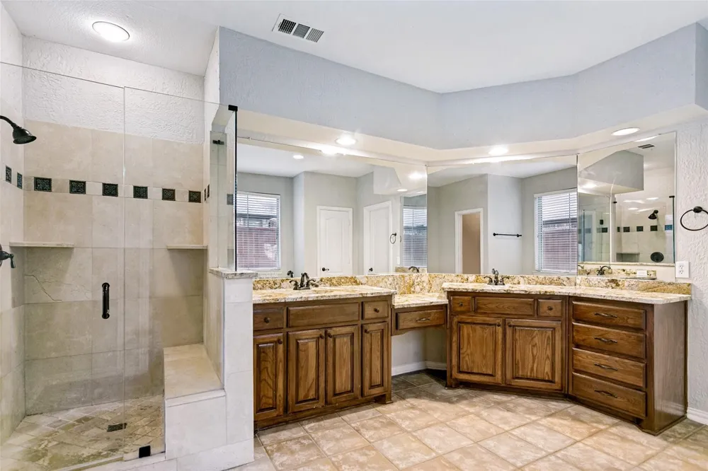 2208 Scenic Drive Plano, TX 75025