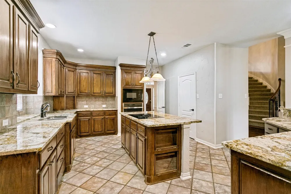 2208 Scenic Drive Plano, TX 75025