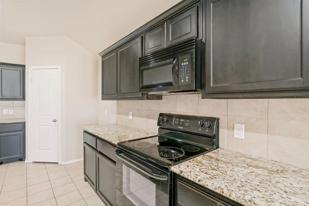 8817 Poynter Street Fort Worth, TX 76123
