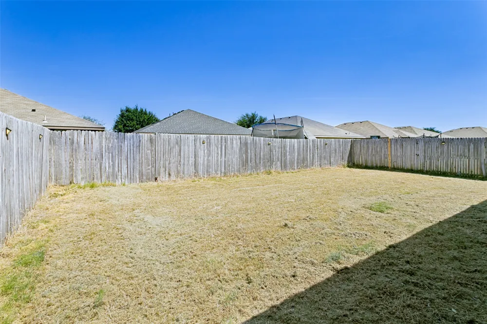 8817 Poynter Street Fort Worth, TX 76123