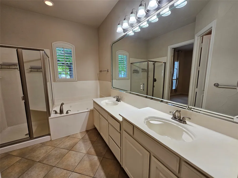 1009 Ricci Court Irving, TX 75062