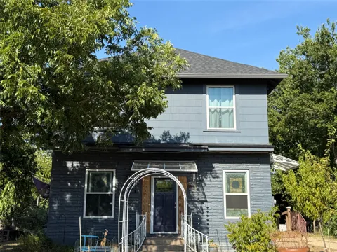 2223 6th Street