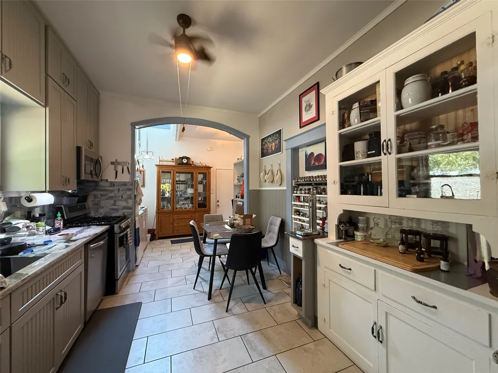 2223 6th Street Waco, TX 76708