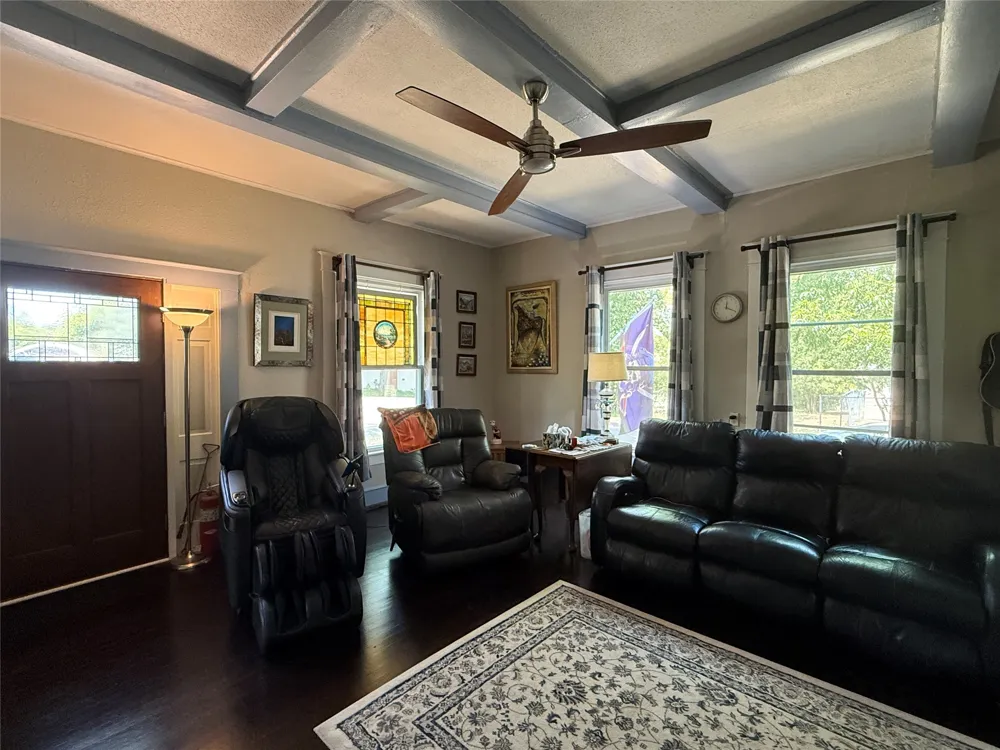 2223 6th Street Waco, TX 76708