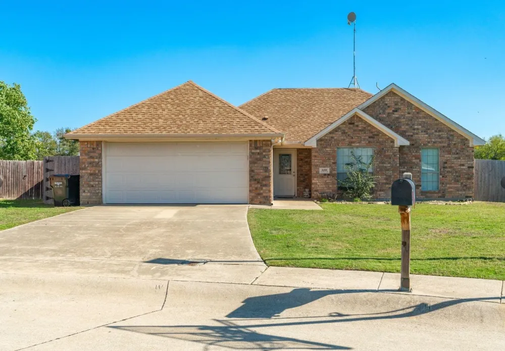 2210 Kaitlyn Circle Caddo Mills, TX 75135
