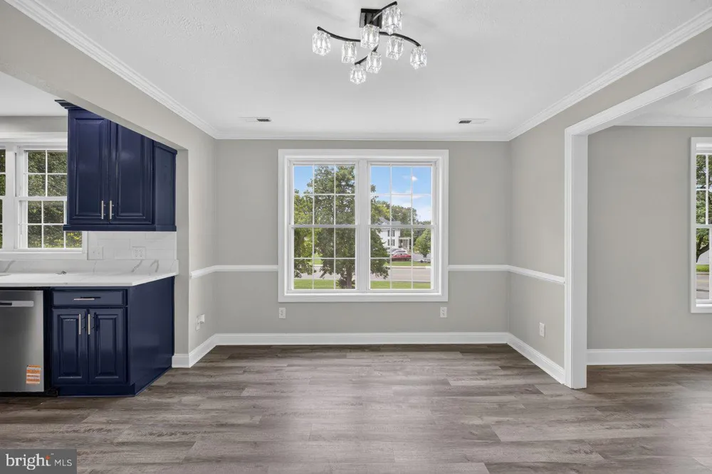 91 GRACE STREET Grottoes, VA 24441