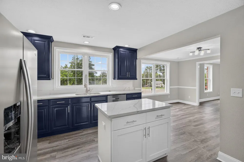 91 GRACE STREET Grottoes, VA 24441