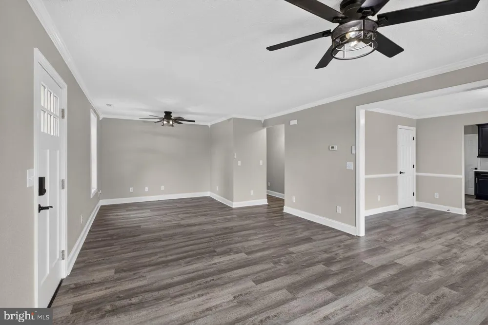 91 GRACE STREET Grottoes, VA 24441