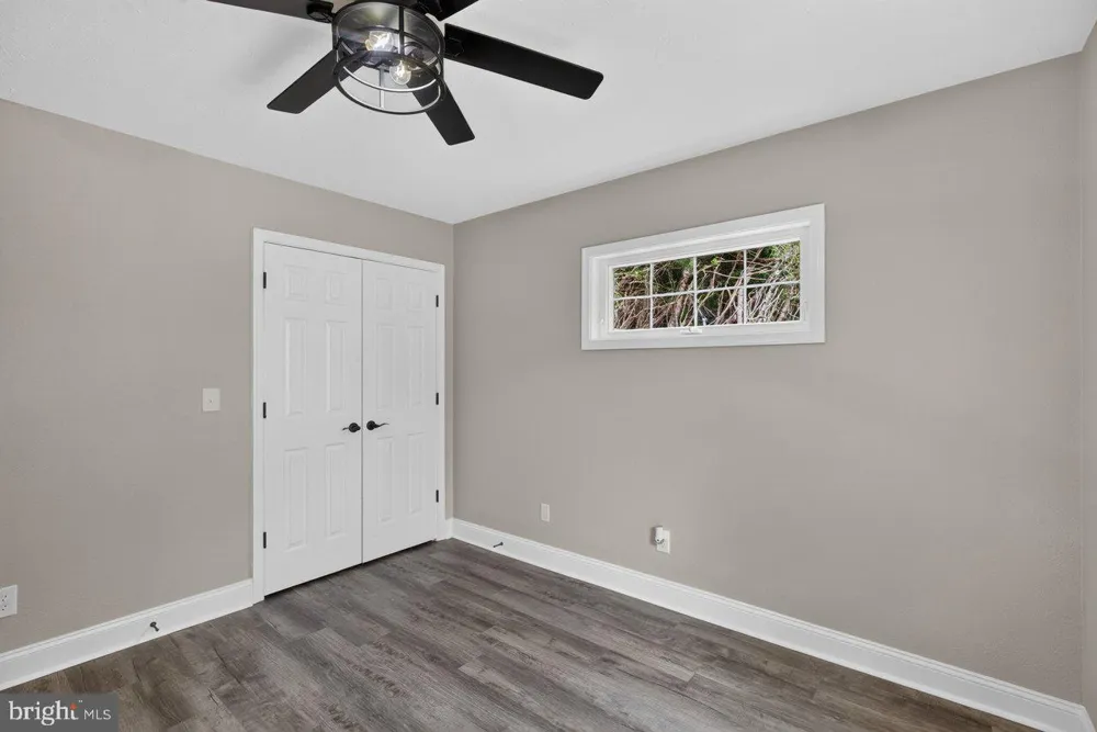 91 GRACE STREET Grottoes, VA 24441