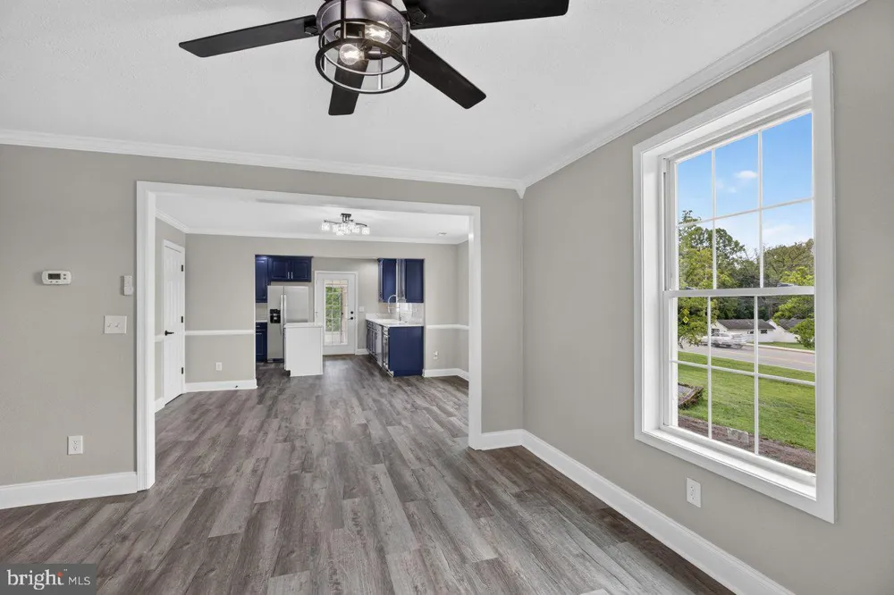 91 GRACE STREET Grottoes, VA 24441