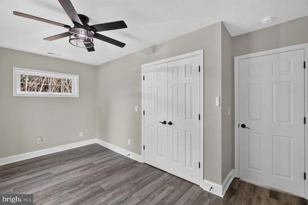 91 GRACE STREET Grottoes, VA 24441