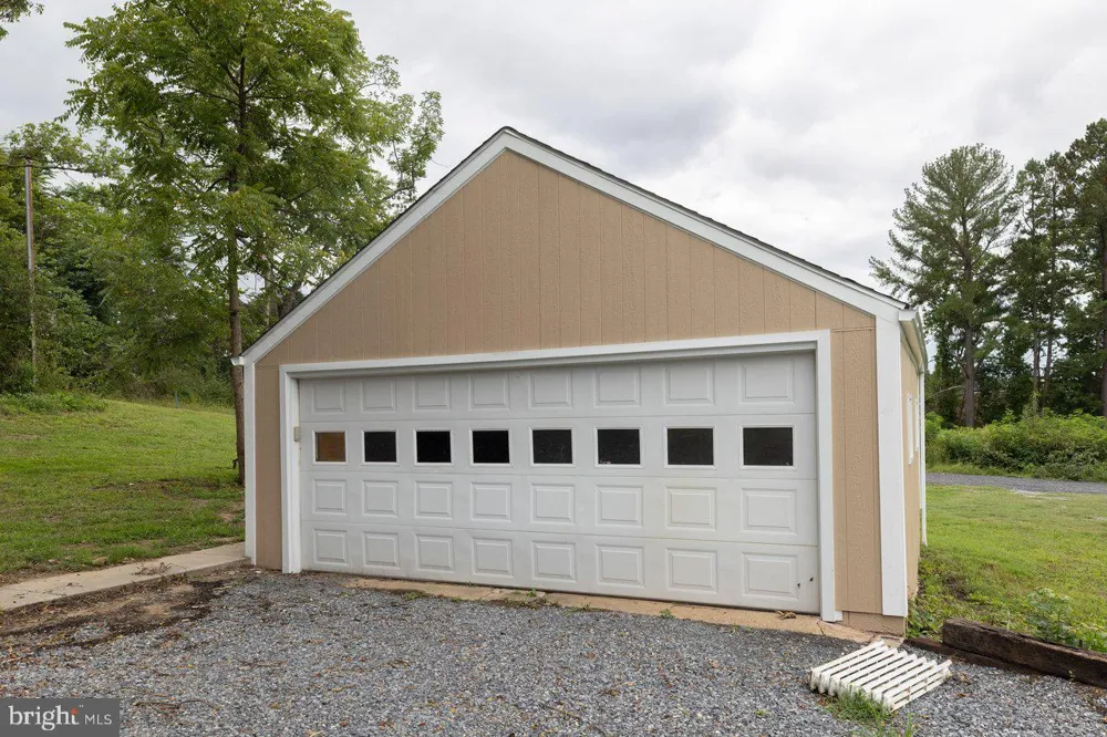 91 GRACE STREET Grottoes, VA 24441