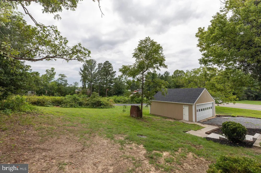 91 GRACE STREET Grottoes, VA 24441